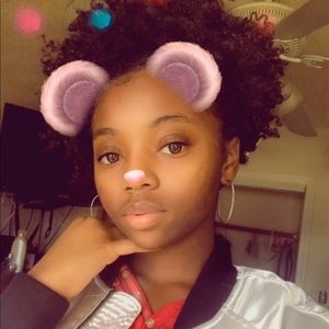 Meet your Posher, Eshe